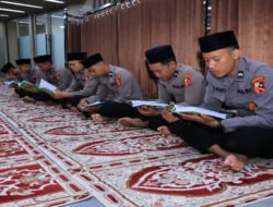 Divhumas Polri Tebar Keberkahan Lewat Pengajian dan Khataman Rutin