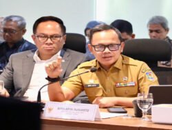 Bima Arya Berkomitmen Tingkatkan Aktivasi IKD untuk Dukung Percepatan Transformasi Digital Pemerintah