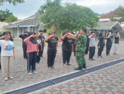 Ratusan Murid SMP N 10 Surakarta di Gembleng Latihan PBB Oleh TNI, Ini Tujuannya