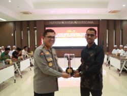 Polres Gresik Gelar Kegiatan Kontra Radikal, Eks Napiter Bagikan Kisah Kelam di Irak