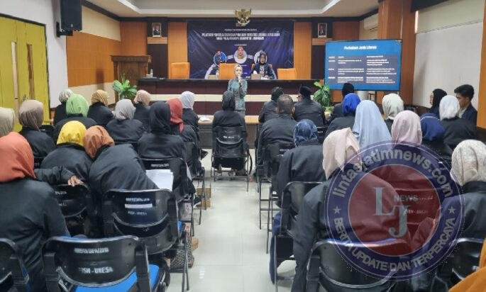 Fisipol Unesa Undang MGMP IPS Lamongan Workshop Pembelajaran Literasi