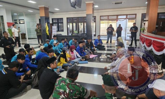 Puluhan Massa Ngawi in Solidarity Gelar Aksi Damai Desak Pemerintah dan DPR Respons Aspirasi Rakyat