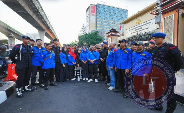 Buruh KSPSI dan Polri Adakan Bakti Sosial, Ratusan Paket Sembako Dibagikan kepada Warga