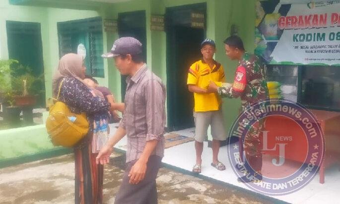 Sebanyak 5 Ton Penyaluran Beras SPHP di Koramil 0801/08 Tulakan Ludes Terjual