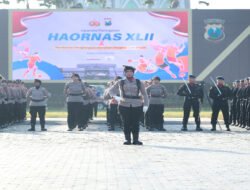 Anggota Sat Brimob Polda Jatim Terima Penghargaan KPLB dari Kapolri