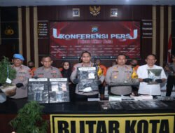 Operasi Tumpas Narkoba Polres Blitar Kota Amankan 9 Tersangka 1 Diantaranya Pemilik Lahan Ganja