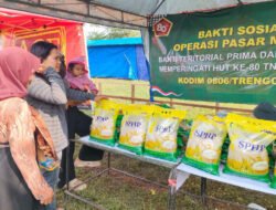 HUT ke-80 TNI, Kodim Trenggalek Gelar Pasar Murah Beras SPHP di Tengah Tradisi Katobilan