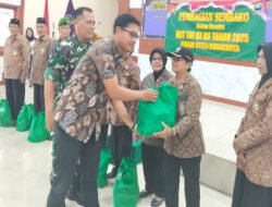 Kodim 0735/Surakarta Gelar Bakti Sosial Pembagian Sembako Jelang HUT TNI Ke – 80 Tahun 2025