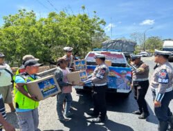 Hari Lalu Lintas Bhayangkara ke-70 Polres Situbondo Berbagi Sembako dan Rompi untuk Supeltas