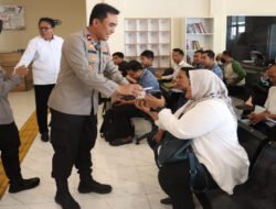 Siapkan Makanan Gratis untuk Pemohon SKCK, Polres Mojokerto Kota Hadirkan Layanan Prima yang Humanis