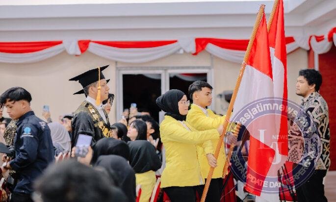 Harumkan Indonesia, PMI Raih Gelar Sarjana UT