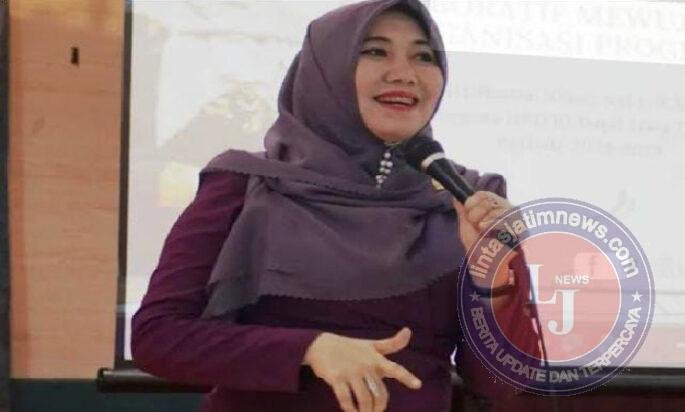 Lia Istifhama Jadi Pembicara Kunci di International Conference Universitas Nurul Jadid