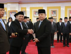 Mutasi Lima Pejabat Pimpinan Tinggi Pratama, Sekjen Kemendagri Dorong Adaptasi Cepat dan Fokus Agenda Prioritas