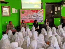 Cooling system Polsek Pandaan Masuk Pesantren, Edukasi Santri Soal Tertib Jalan dan Bahaya Perundungan