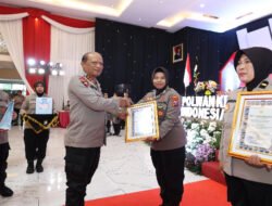 Gelar Tasyakuran Hari Jadi Polisi Wanita ke-77, Kapolda Jatim dan Ibu Asuh Polwan Beri Pesan Khusus
