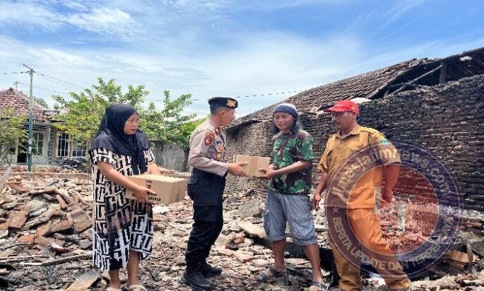 Polres Pasuruan Salurkan Bantuan untuk Korban Musibah Kebakaran di Rembang
