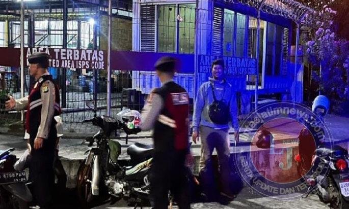 Satsamapta Polres Pelabuhan Tanjung Priok Gelar Patroli Dialogis Malam Hari Jaga Jakarta