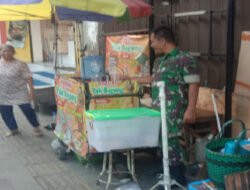 Babinsa Serengan Pantau UMKM di Wilayah Binaannya