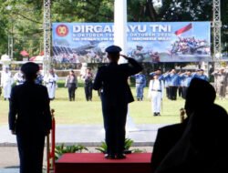 Upacara HUT Ke 80 Berlangsung Khidmat dan Penuh Semangat di Halaman Pendopo Pacitan