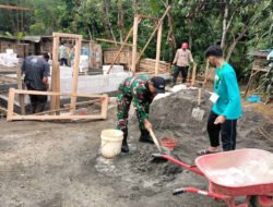 TNI dan Warga Pule Gotong Royong Renovasi Rumah Warga Kurang Mampu: Wujud Nyata Kemanunggalan TNI-Rakyat