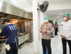 Kapolrestabes Surabaya Cek Kebersihan Dapur SPPG Pastikan MBG Higienis dan Aman