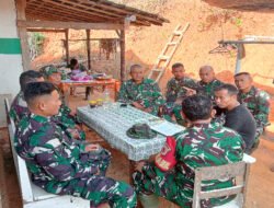 Duduk Bersama Warnai Satgas TMMD Ke-126 Desa Petungsinarang