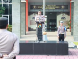 Wakapolres Gresik Tekankan Disiplin dan Integritas Anggota dalam Apel Pagi Jam Pimpinan
