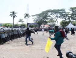 Polda Jatim Gelar Simulasi Sispamkota Pastikan Kesiapan Personel Hadapi Gangguan Kamtibmas