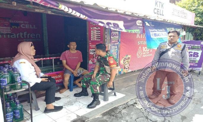 Terjawab..!! Ternyata Begini Cara Babinsa Kepatihan Wetan Dalam Menjaga Sinergitas dan Hubungan Baik Dengan Warganya