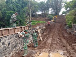 Gotong Royong Satgas TMMD Kodim Boyolali Pacu Pembangunan Talud di Desa Candi