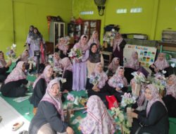 Bouqeut Tema Sekolah Wirausaha Aisyiyah Surabaya Angkatan ke VII