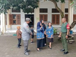 Kali Ini Sasaran Komsosnya Babinsa Joyotakan Dengan Guru SD Mijipinilihan