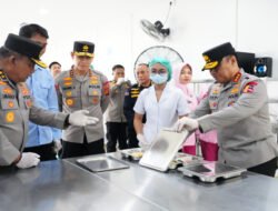 Pentingnya Inovasi Menu Bergizi Lokal dengan Rasa yang Disukai Anak-anak Penerima Manfaat SPPG Plawa Polda Bali