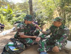 Pastikan Kondisi Sehat, Keslap TMMD 126 Desa Petungsinarang Cek Kesehatan Personel Satgas