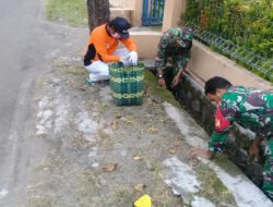 Babinsa Keprabon Bersama Tim Saberling Laksanakan Kerja Bakti Pembersihan di Kampung Kusumodiningratan