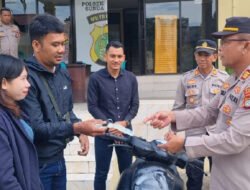 Polsek Kawasan Sunda Kelapa Kembalikan Motor Hasil Penggelapan Pada Pemilik