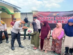 Gelar Baksos, Kapolres Kediri Serahkan Bantuan Sumur Bor untuk Warga Babatan
