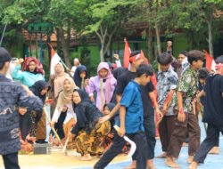 SMP Negeri 3 Babat Gelar Upacara Hari Pahlawan dan Teatrikal Perjuangan, Kobarkan Semangat Juang di Kalangan Pelajar