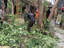 Babinsa Manahan Bersinergi Ciptakan Lingkungan Yang Bersih, Nyaman dan Indah