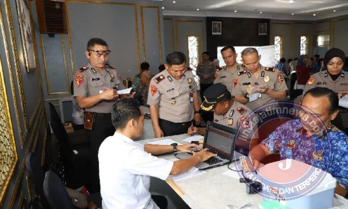 Polresta Malang Kota dan Serdik Sespimma Gelar Donor Darah di Hari Kesehatan Nasional 2025