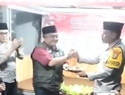 Kapolresta Banyuwangi Resmikan Pos Kamling Merah Putih di Sempu, Janjikan Televisi ke Petugas Ronda