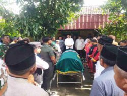 Pesan Ketua PDM Lamongan Saat Memberangkatkan Jenazah Pendekar Besar KH Ahmad Kasuwi Thorif, MA