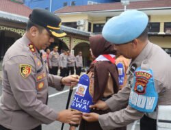 Cegah Bullying Kapolres Pelabuhan Tanjungperak Kukuhkan Polisi Siswa