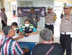 Operasi Zebra Semeru Polres Pelabuhan Tanjungperak Ramp Check Angkutan Umum dan Tes Urine Sopir