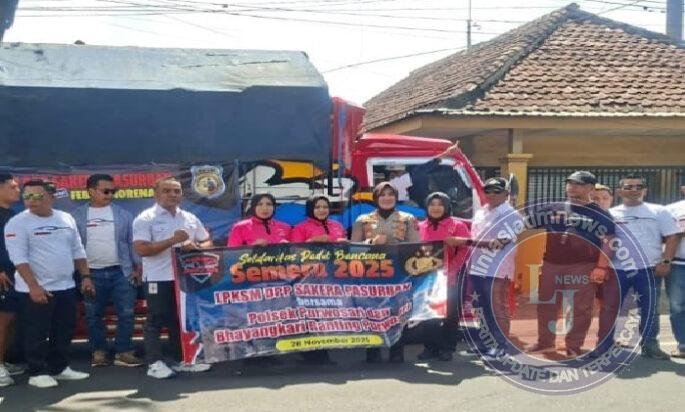 POLSEK Purwosari Salurkan Dua Truk Bantuan untuk Korban Erupsi Semeru 2025