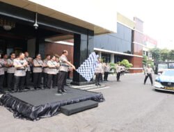 Polda Jatim Memberangkatkan Bantuan Kemanusiaan untuk Korban Banjir