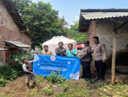 Polsek Kejayan Bersama PT Tirta Jaya Salurkan Bantuan Air Bersih ke Dua Desa Terdampak Kekeringan
