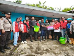 Polres Pasuruan Salurkan Bantuan Sosial kepada Keluarga Korban Longsor Tlogosari