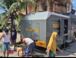 Polri dan BPBD Kota Padang Salurkan Air Bersih ke Lokasi Terdampak, Pastikan Kebutuhan Warga Terpenuhi