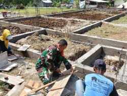 Babinsa Klego Turun Tangan Bantu Warga Cor Pondasi Rumah, Wujud Nyata Kepedulian TNI di Tengah Masyarakat